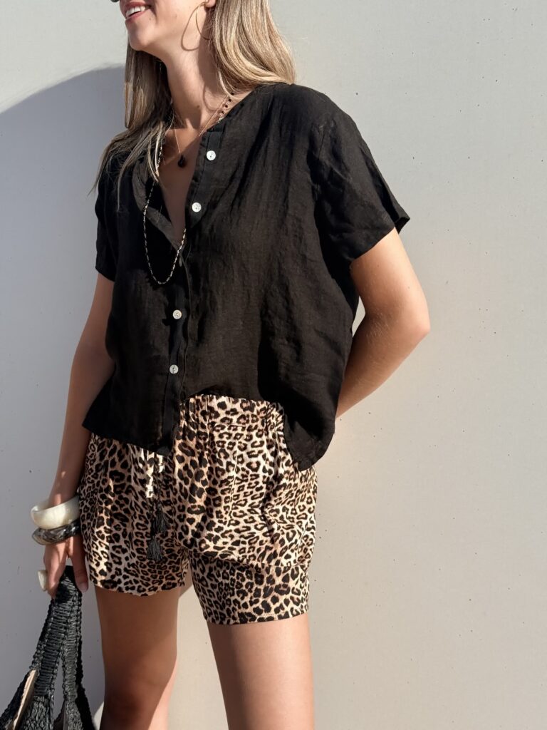 SHORT MONTAGARD