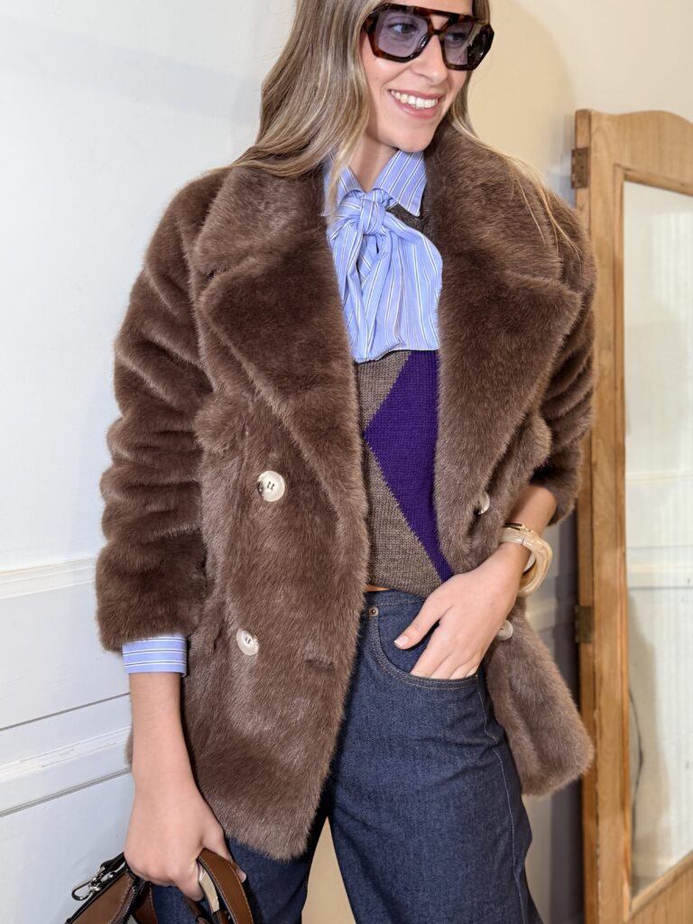 COAT MICA